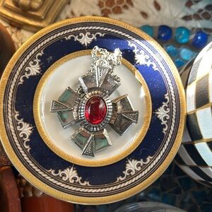 Vintage MALTESE CROSS Pendant Necklace